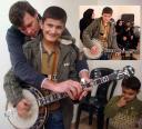 banjo lesson for future Iraqi bluegrass star